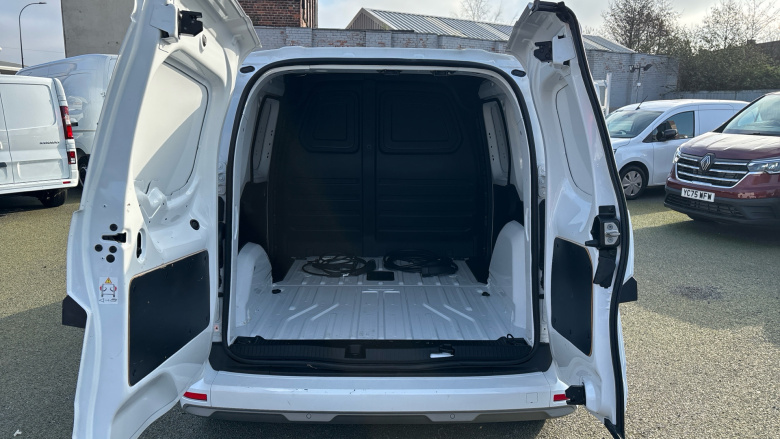 Nissan Townstar L1 Electric 90kW Tekna Van Auto 45kWh